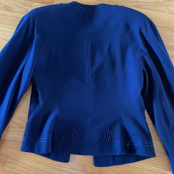 Lord & Taylor, 100% wool, navy, Bolero style jacket, no closures. Cropped. Lined - Picture 4 of 4